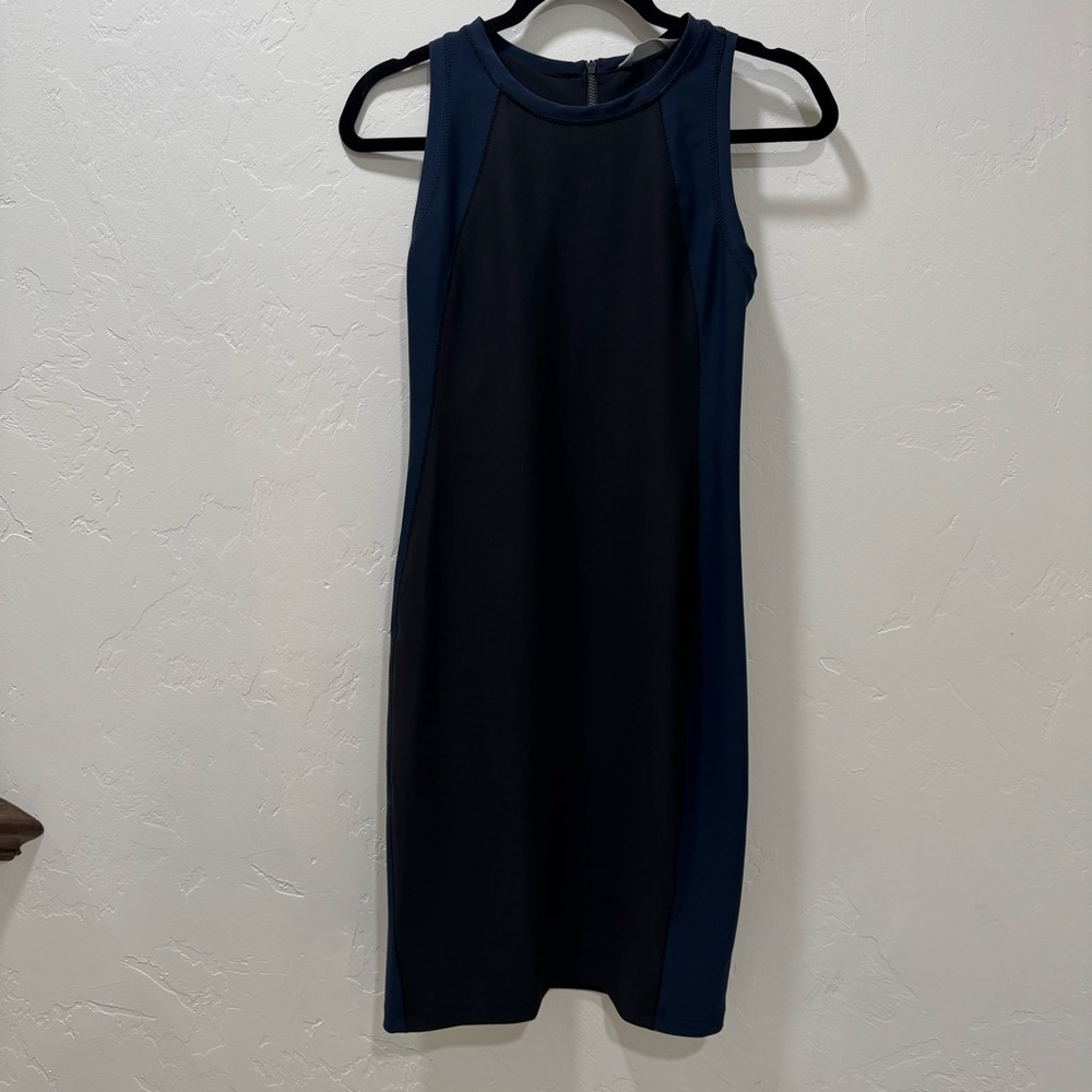 Athleta Stellar En Route Scuba Bodycon Navy Blue & Black Dress Fitted Stretch XS - Picture 3 of 13